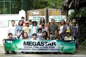 MegaStar và khách hàng tham quan Trạm Cứu hộ Động vật hoang dã Củ Chi